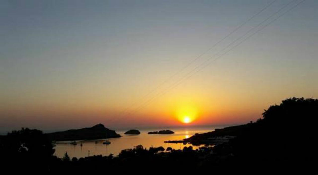 Aphrodite White Studios Lindos Buitenkant foto